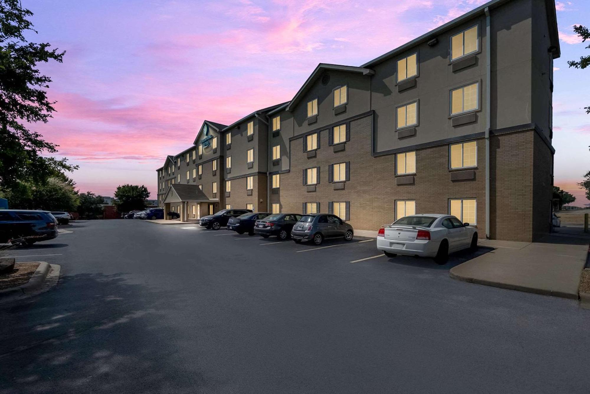Woodspring Suites Fort Worth Fossil Creek Экстерьер фото