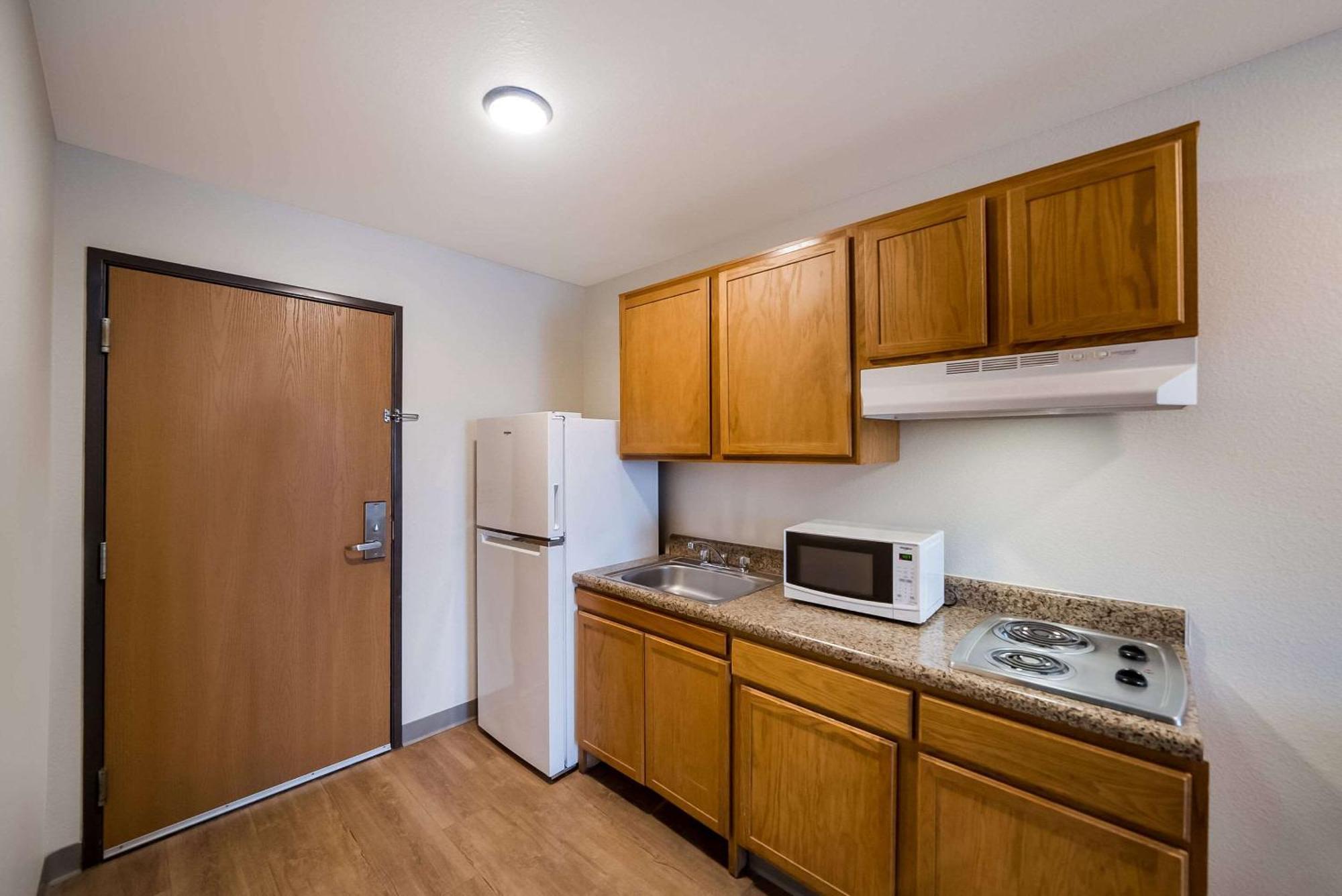 Woodspring Suites Fort Worth Fossil Creek Экстерьер фото