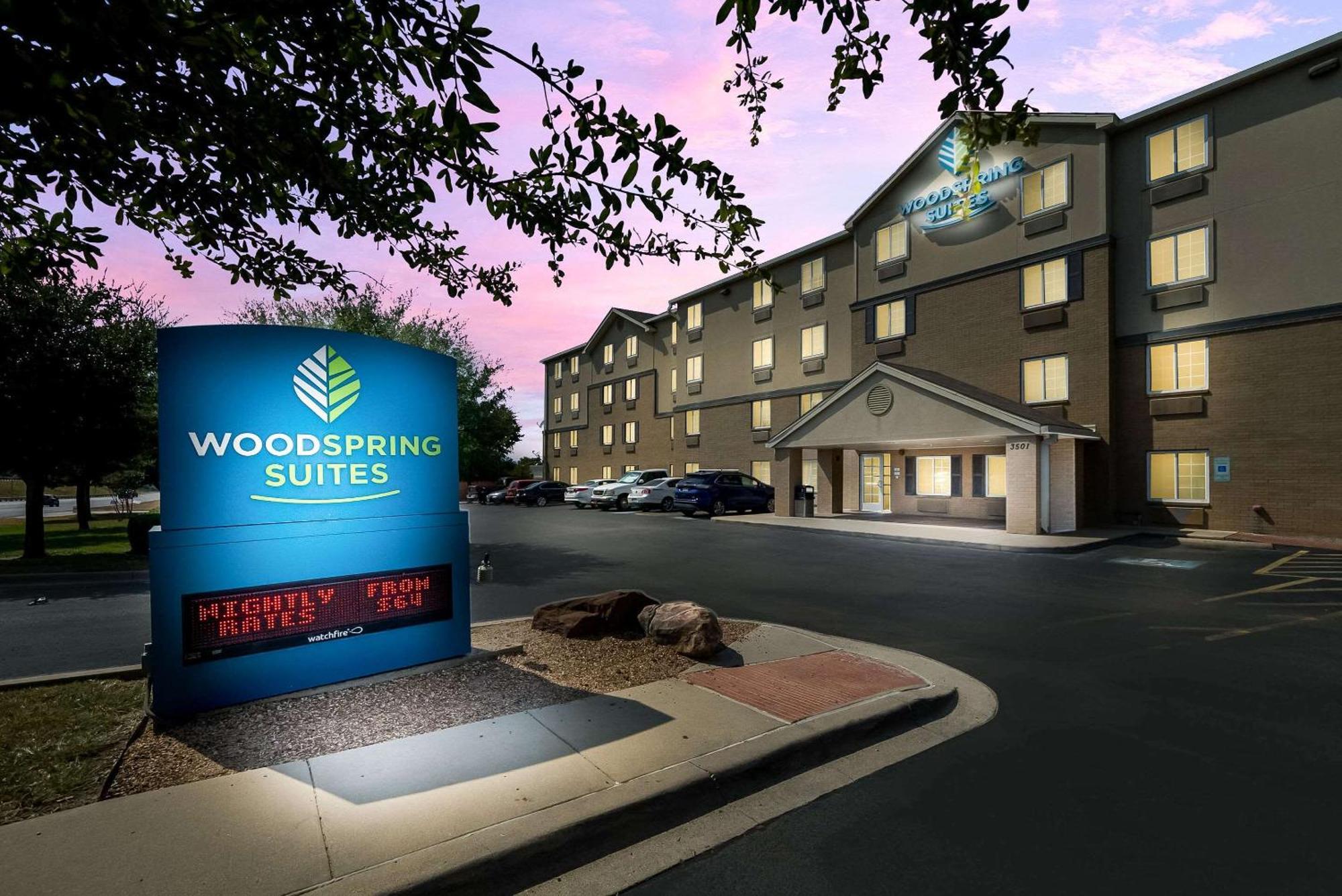 Woodspring Suites Fort Worth Fossil Creek Экстерьер фото