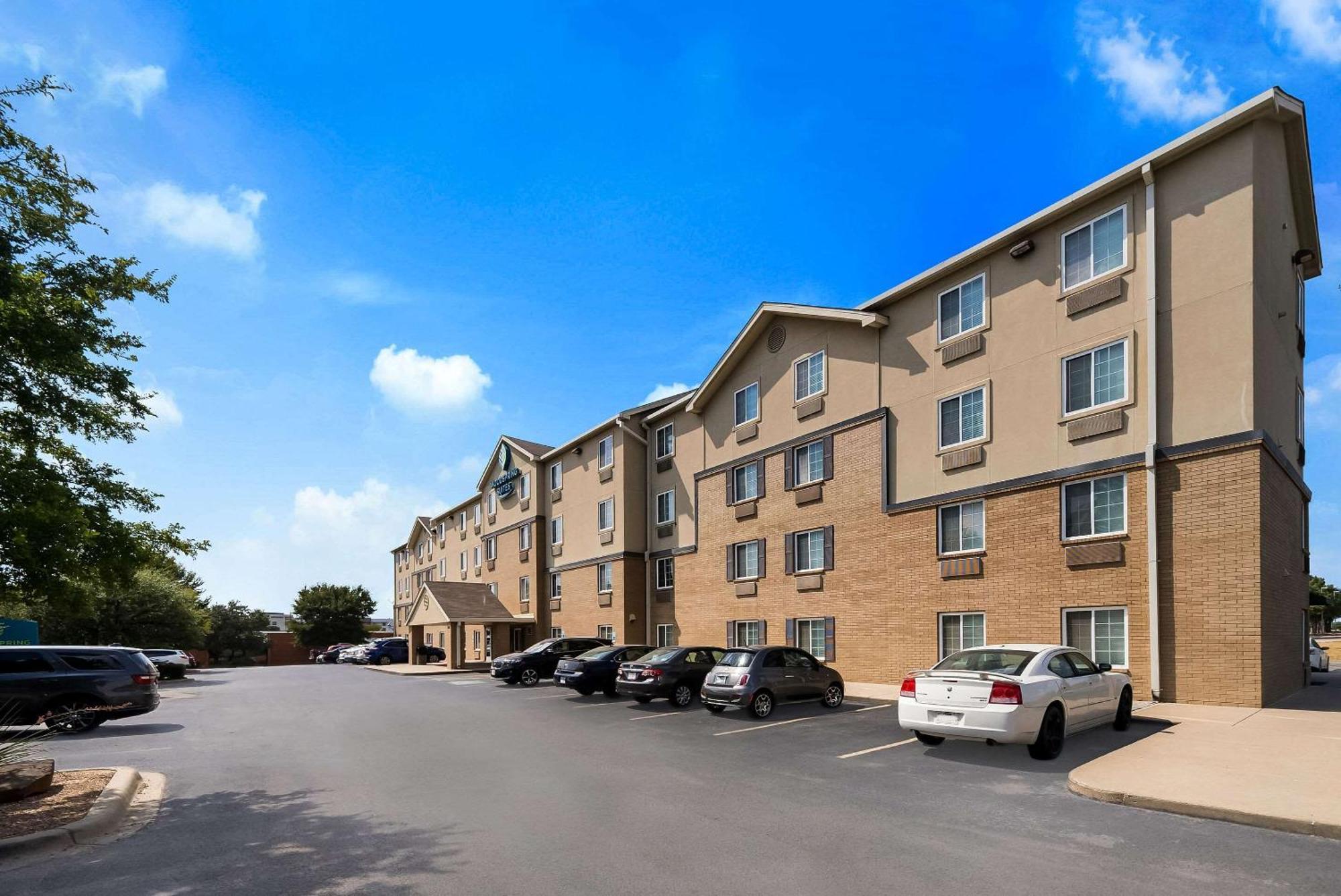 Woodspring Suites Fort Worth Fossil Creek Экстерьер фото